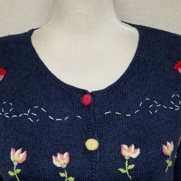 Vintage Y2K tiara blue knit butterfly cardigan - Picture 7 of 15